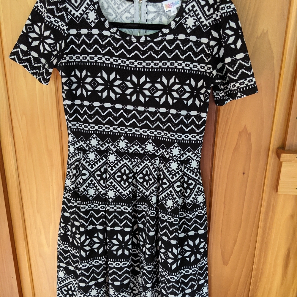 LuLaRoe Amelia Dress, black & white